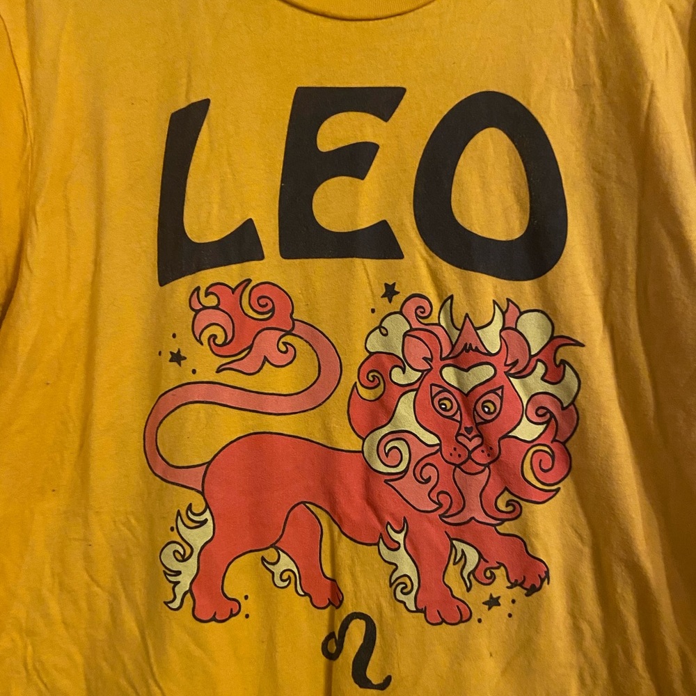 Leo Tee XL